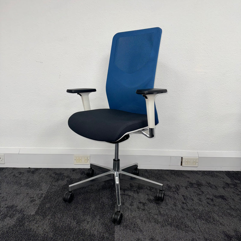 Used Narbutas Wind Blue Mesh Task Chair