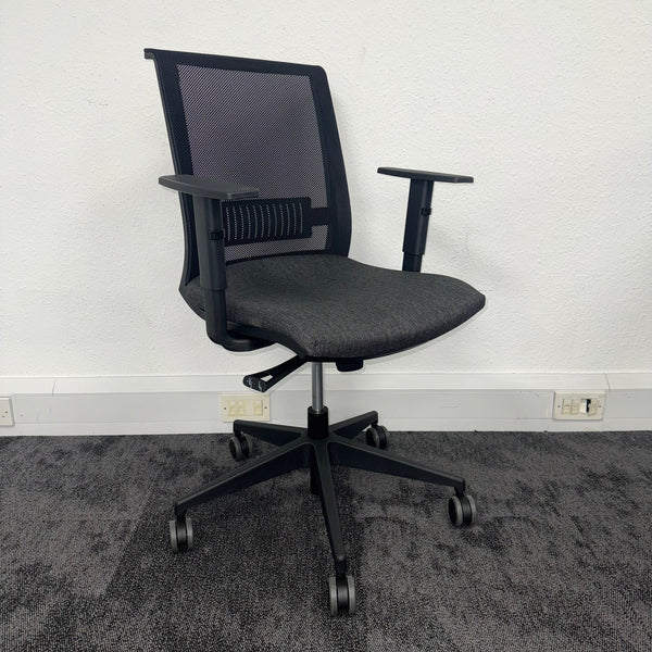 Used Narbutas Eva Adjustable Task Chair