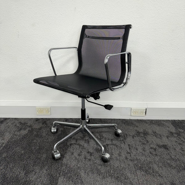 Used Original ICF Eames Netweave Meeting Chair with Height Adjustment