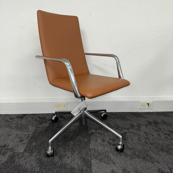 Used Brunner Finasoft Leather Meeting Chair