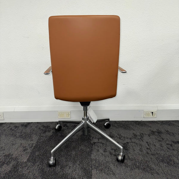 Used Brunner Finasoft Leather Meeting Chair