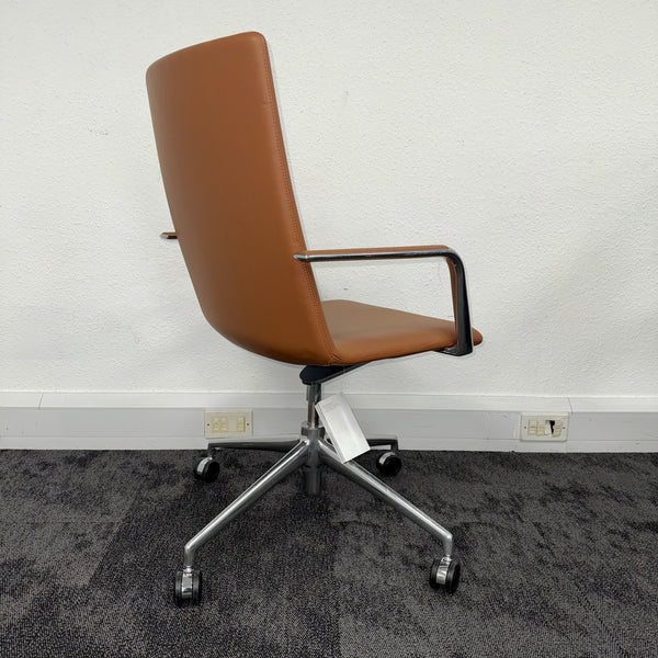 Used Brunner Finasoft Leather Meeting Chair