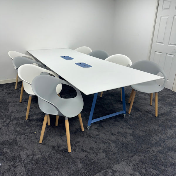 Used Frovi Meeting Table with 8 Senator Chairs