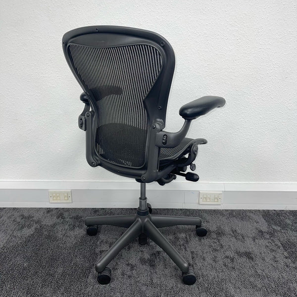 Used Herman Miller Aeron Graphite Standard
