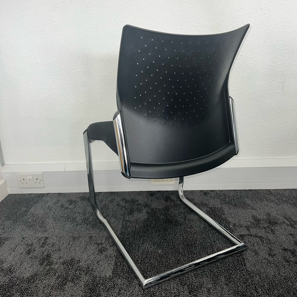 Used Senator Trillipse Fabric Meeting Chair