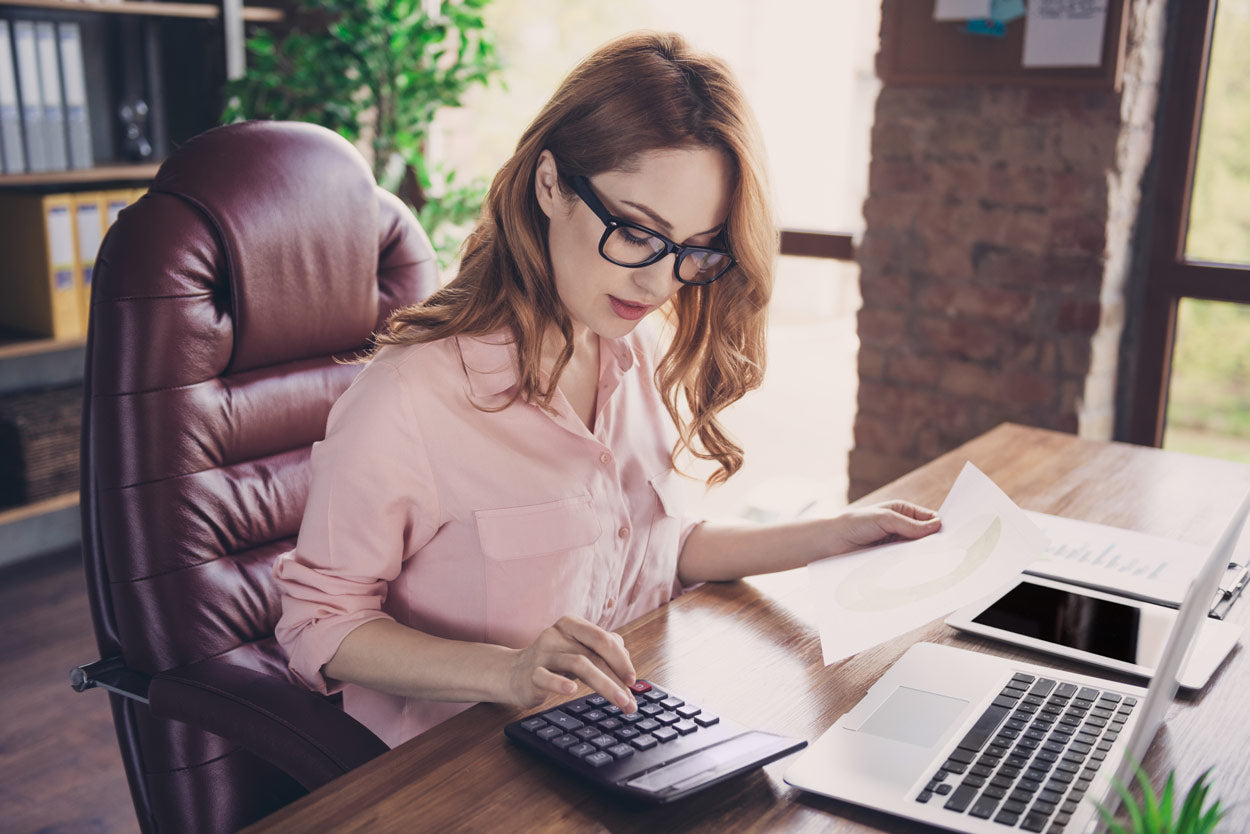 How much does it cost to furnish an office?