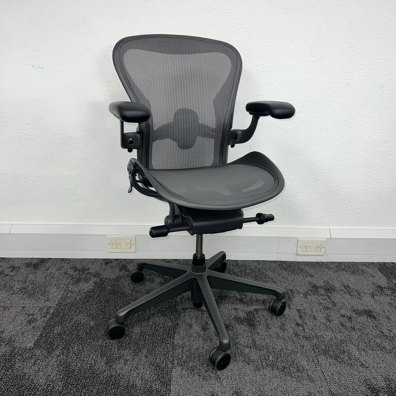 Second hand Herman Miller Aeron Remastered office chair