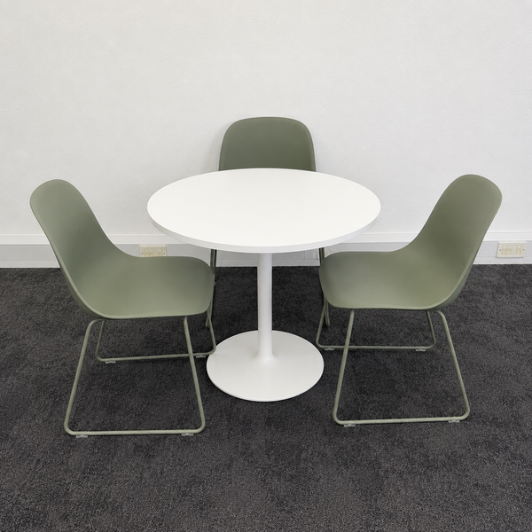 Used Muuto Canteen Set