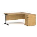Maestro 25 right hand ergonomic desk with pedestal - Oak