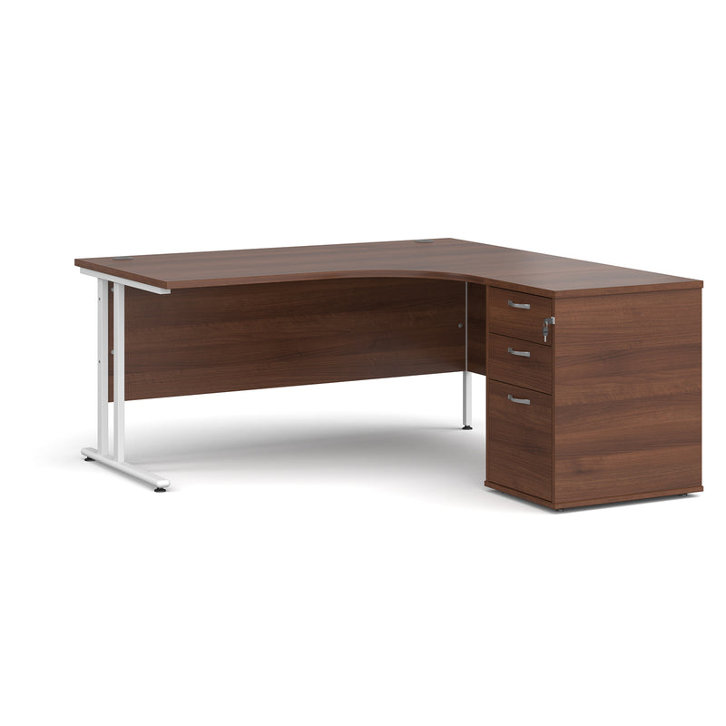 Maestro 25 right hand ergonomic desk with pedestal - Walnut