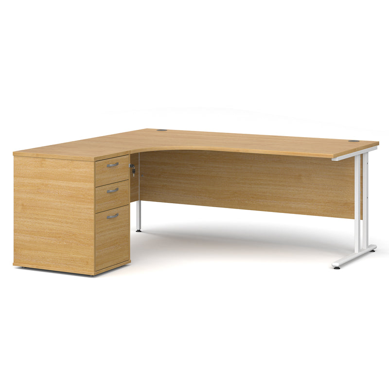 Maestro 25 left hand ergonomic desk with pedestal - Oak