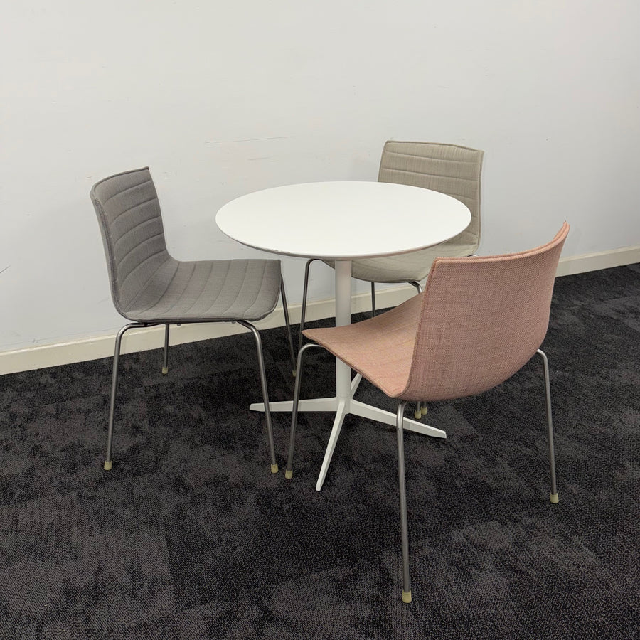 Used Arper Canteen/Breakout Set with Round Table