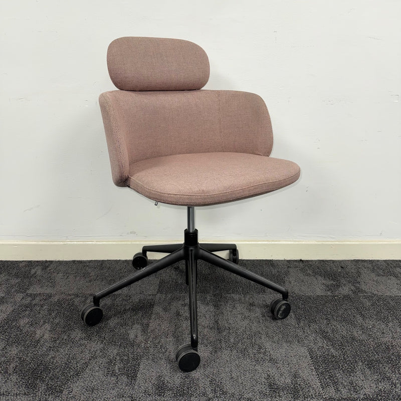 Used Icons Of Denmark - Crossover Young Iconic Chair