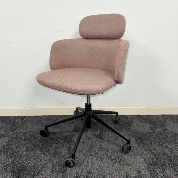 Used Icons Of Denmark - Crossover Young Iconic Chair