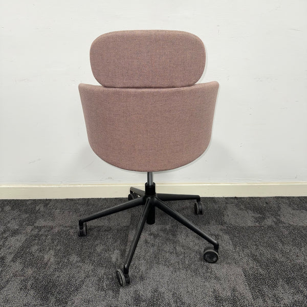 Used Icons Of Denmark - Crossover Young Iconic Chair