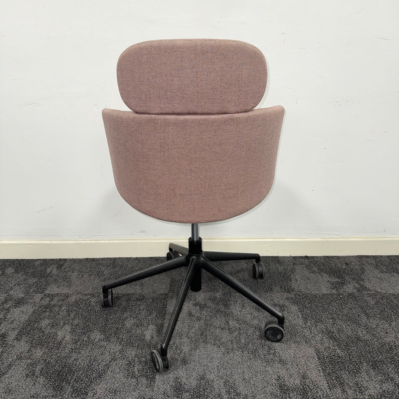 Used Icons Of Denmark - Crossover Young Iconic Chair