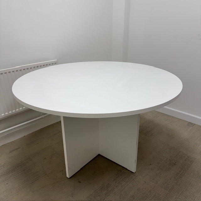 Used White Round Table 1200mm Dia