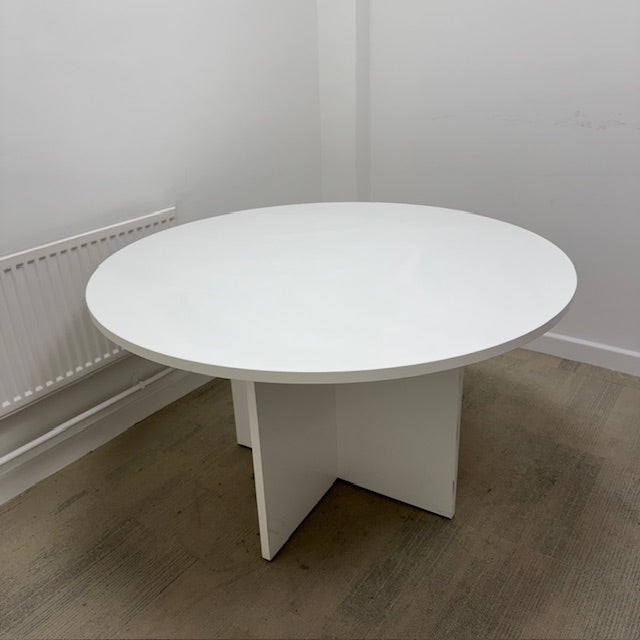 Used White Round Table 1200mm Dia