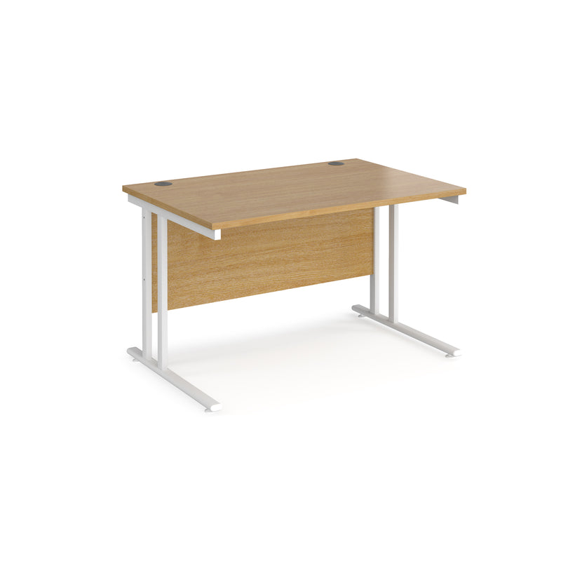 Maestro 25 straight desk 800mm deep - Oak