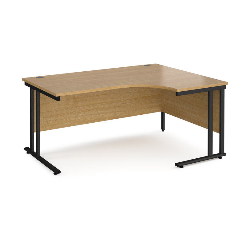 Maestro 25 right hand ergonomic desk - Oak