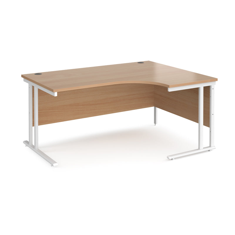 Maestro 25 right hand ergonomic desk - Beech