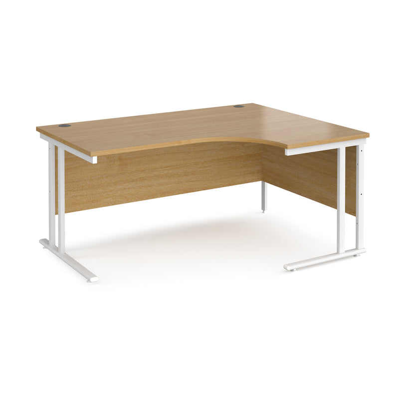 Maestro 25 right hand ergonomic desk - Oak