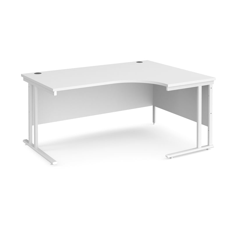 Maestro 25 right hand ergonomic desk - White