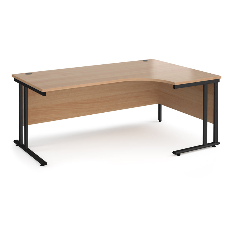 Maestro 25 right hand ergonomic desk - Beech