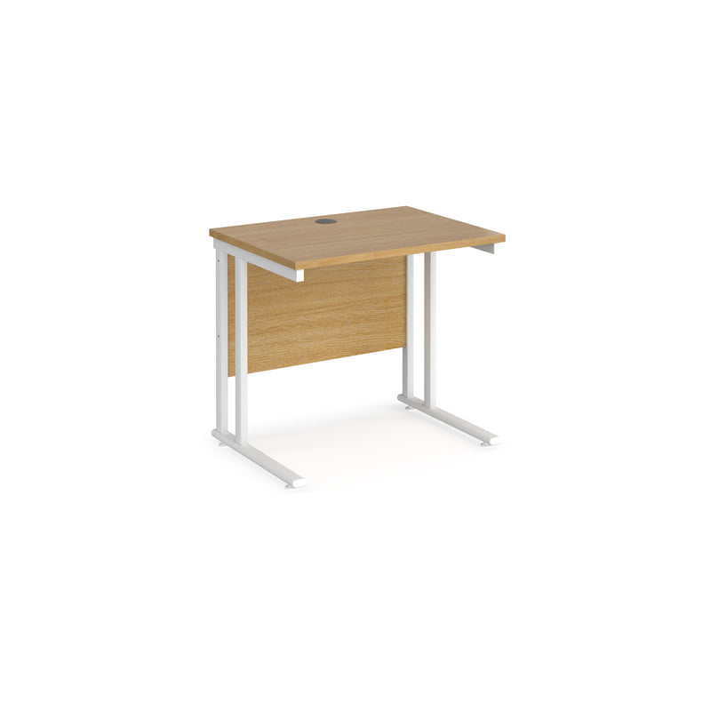 Maestro 25 straight desk 600mm deep - Oak