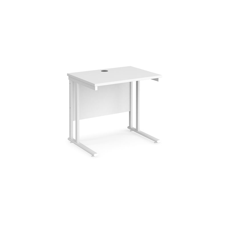 Maestro 25 straight desk 600mm deep - White