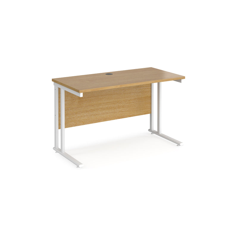 Maestro 25 straight desk 600mm deep - Oak