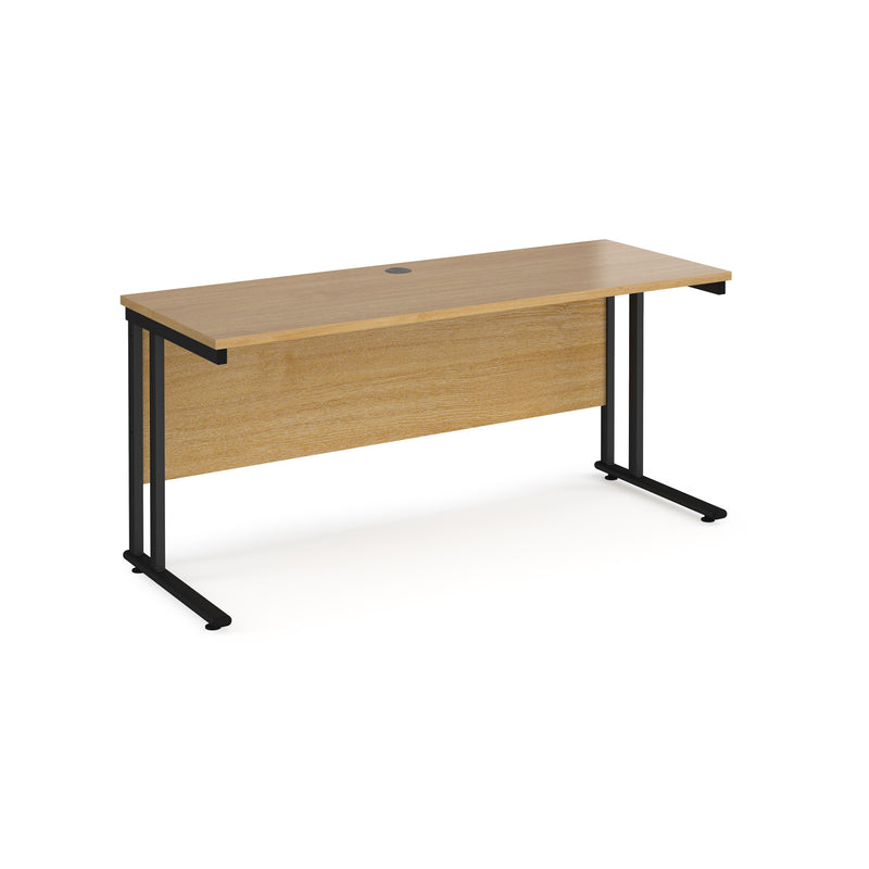 Maestro 25 straight desk 600mm deep - Oak