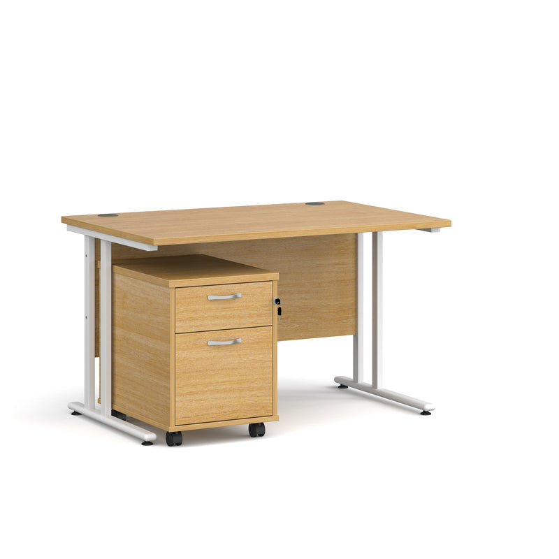 Maestro 25 straight desk - Oak