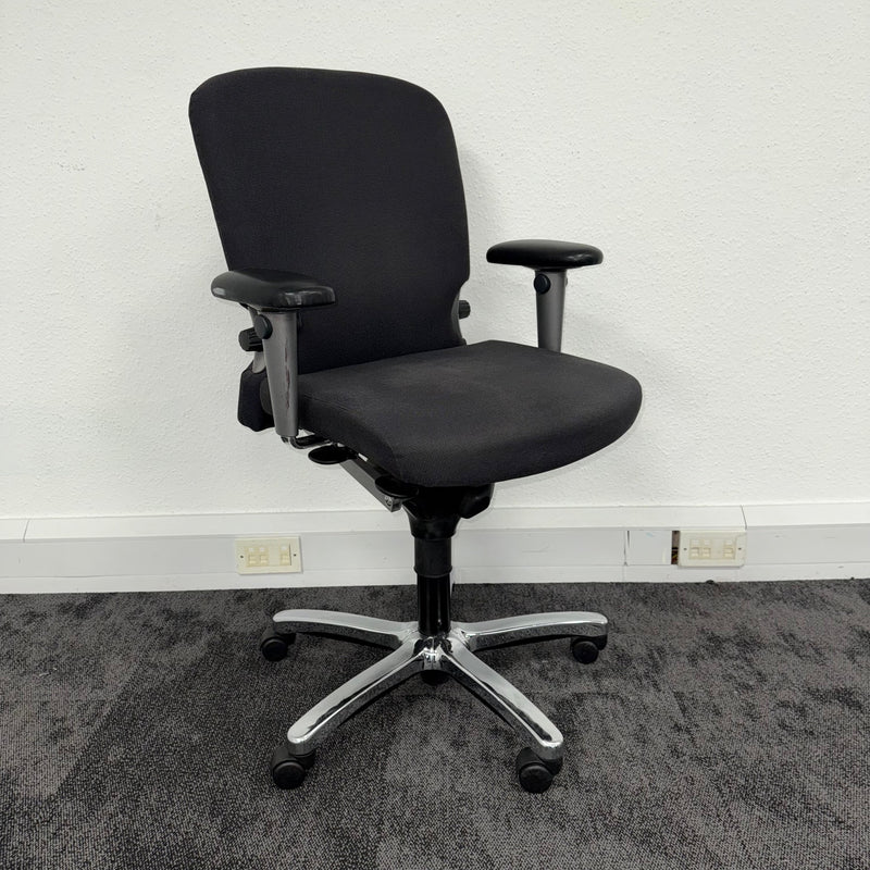 Used Comforto Office Chair with Memory Foam Seat