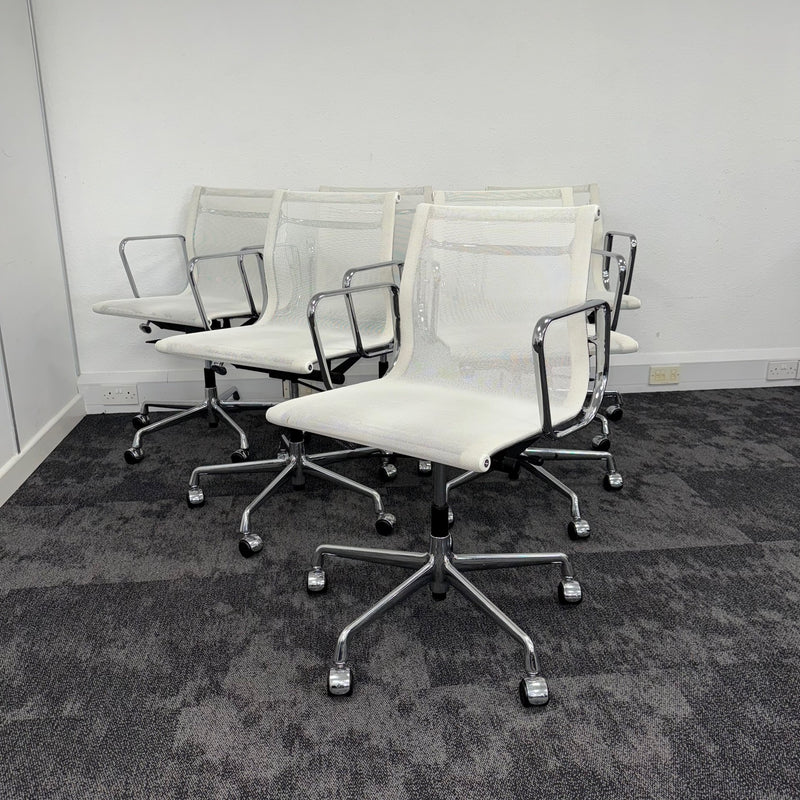 SET OF 6 - Original White Mesh EA-117 Office Chair by Charles Eames for Vitra