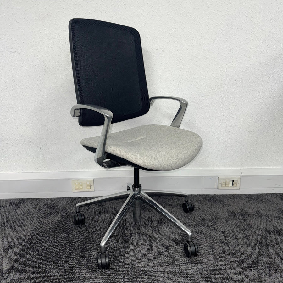 Used Boss Design Trinetic Mesh Office Chair