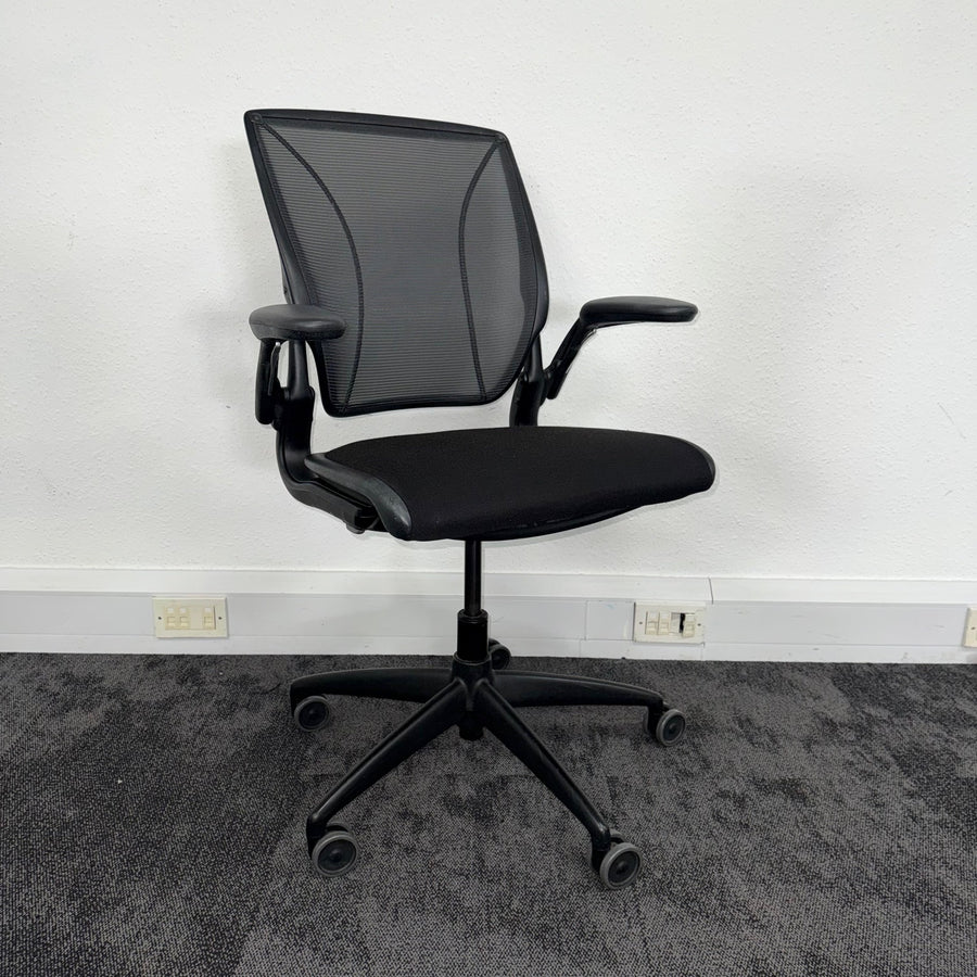 Used Humanscale Diffrient World