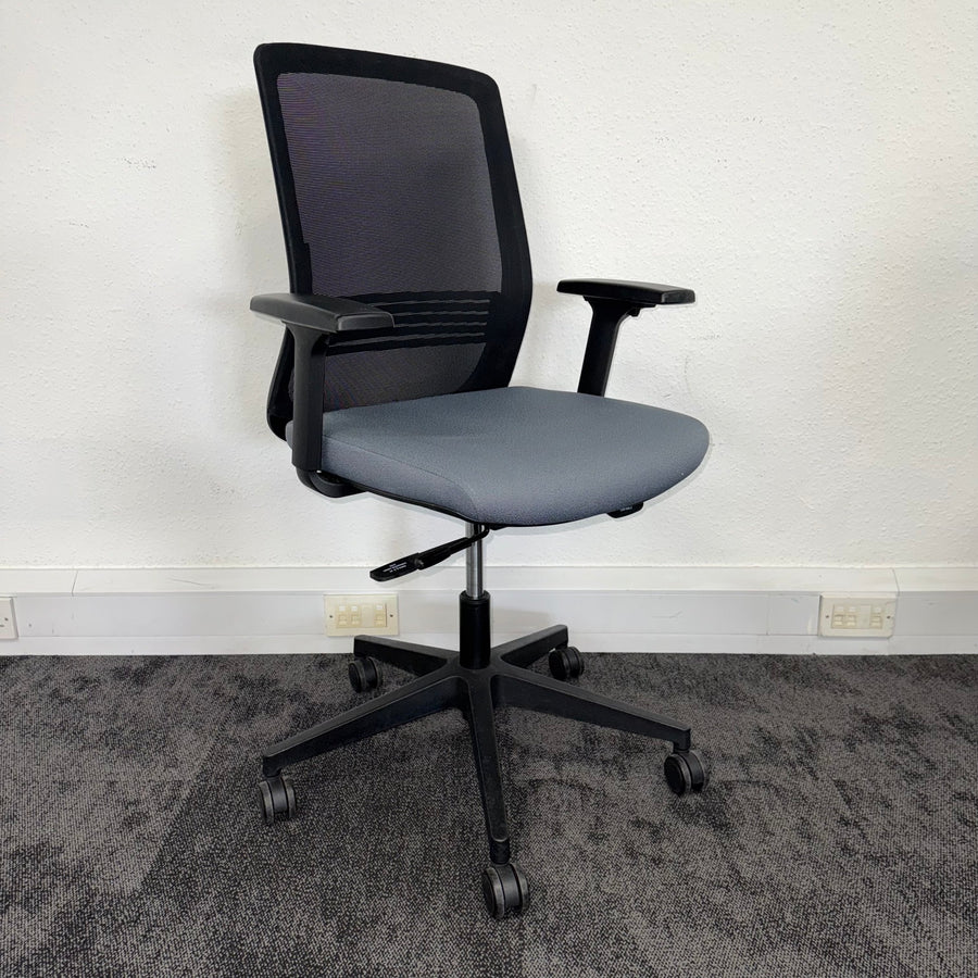 Used Elite Vida Mesh Task Chair