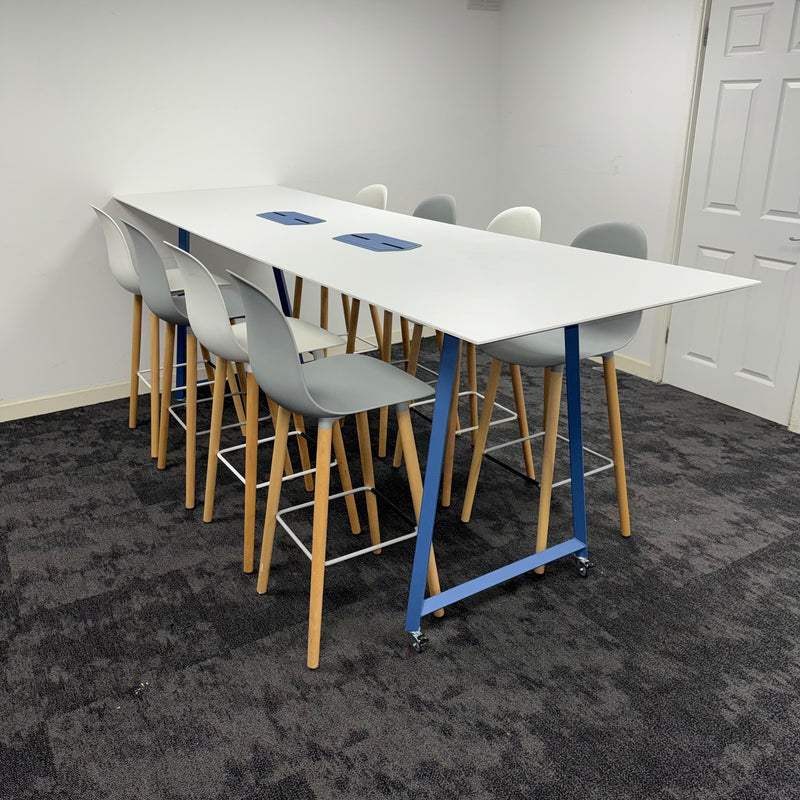 Used Frovi Relic High Table Meeting/Breakout Set