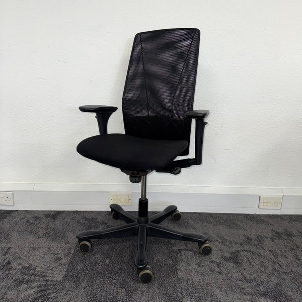 Used Kinnarps 5000 Mesh Fully Adjustable Task Chair