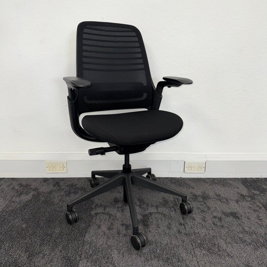Used Steelcase Series 1 Mesh Task Chair