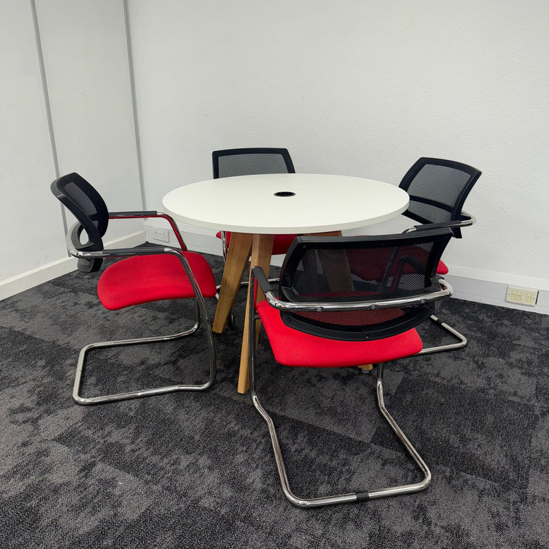 Used Meeting Table Set with 4 Mesh Meeting Chairs