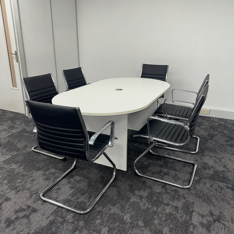 Used White Meeting Table with 6 Ribbed Meeting Chairs