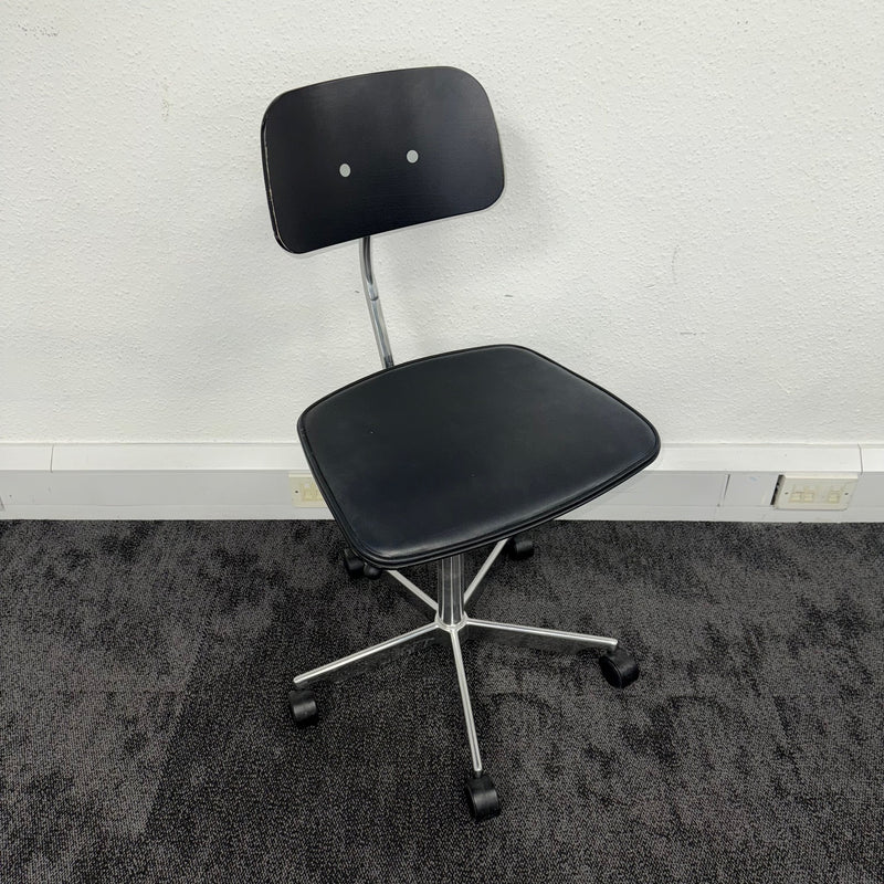 Used Engelbrechts Kevi 2533 Swivel Chair with Leather Seat