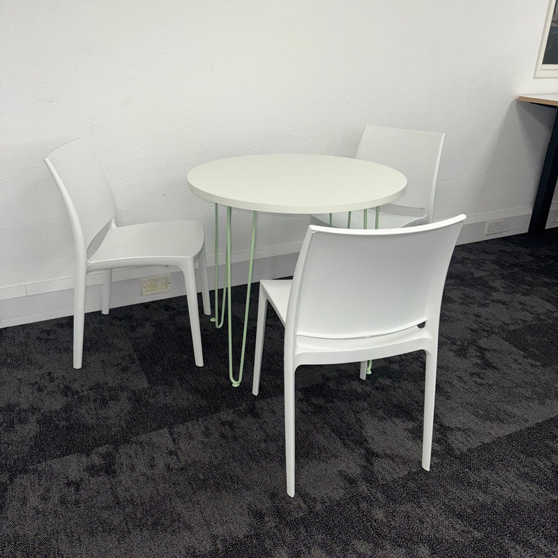Used Canteen Set with 3 Chairs and Round Table