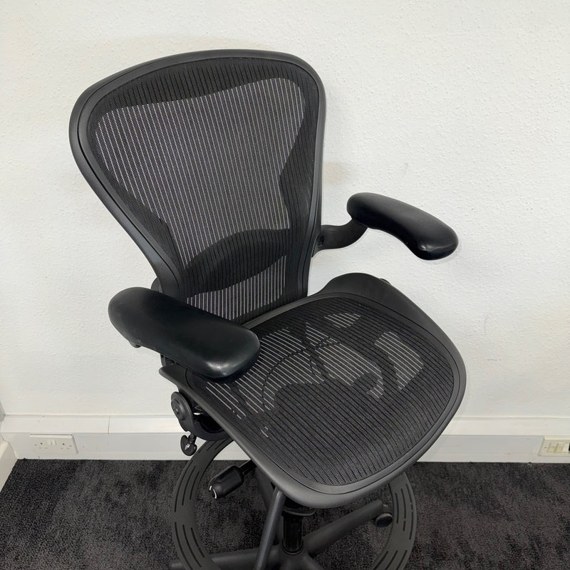 Used Herman Miller Aeron Draftsman Chair Full Spec