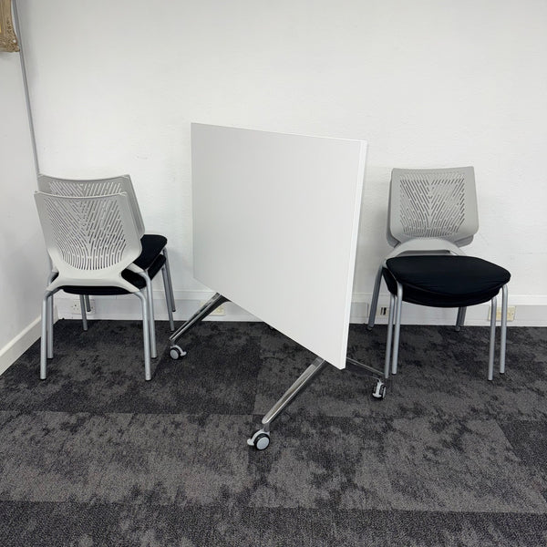 Used Boss Design Breakout/Meeting Set