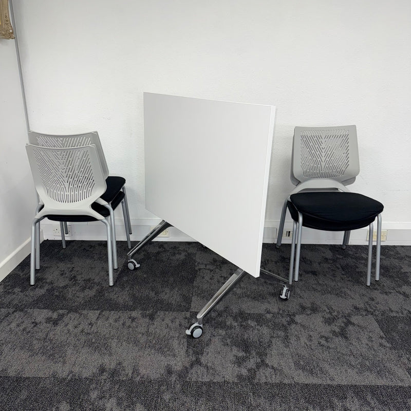 Used Boss Design Breakout/Meeting Set