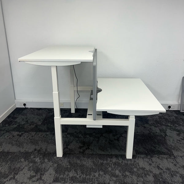 New Cancelled Order Electric Height Adjustable White Bench Desk with Screen and Cable Tray