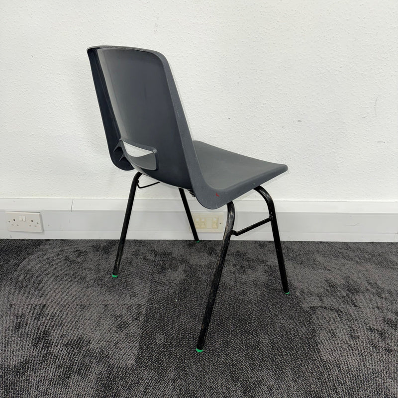 Used Polyproplene Plastic Stacking Chairs
